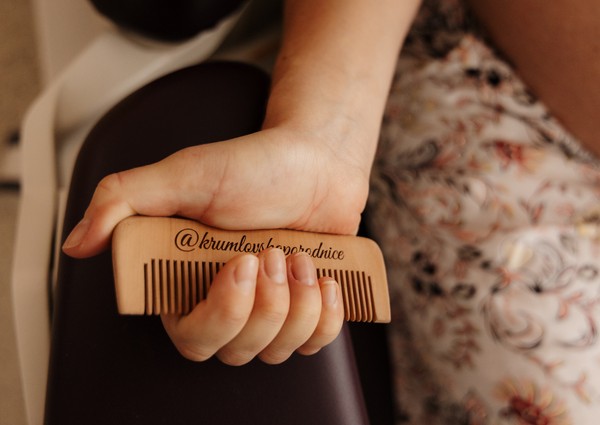 11 - úlevové pomůcky.jpg